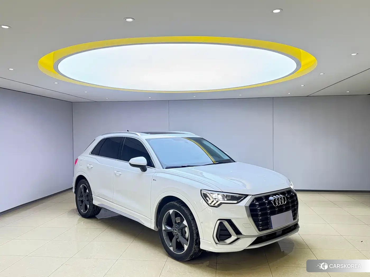 Audi Q3 2022 Белый из Китая, фото 2