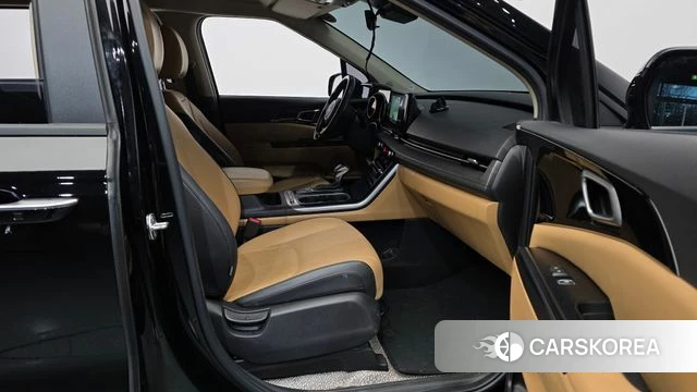 Kia Carnival 4th generation 2022 Черный из Кореи, фото 2