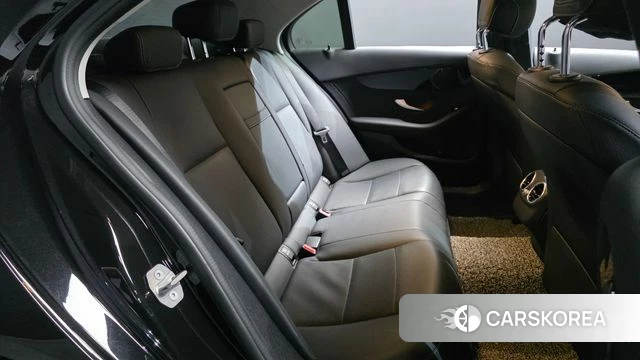 Mercedes-Benz C-Class W205 2019 Черный из Кореи, фото 2