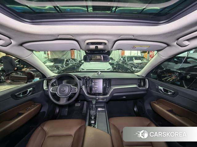 Volvo XC60 2019 Коричневый из Китая, фото 2