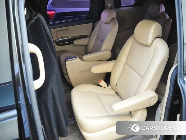 Kia All New Carnival 2018 Черный из Кореи, фото 2