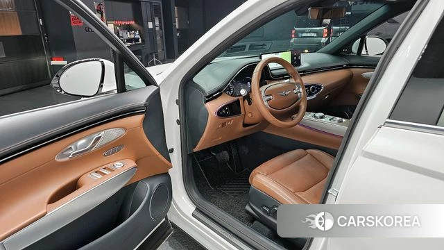 Genesis GV70 2022 Белый из Кореи, фото 2