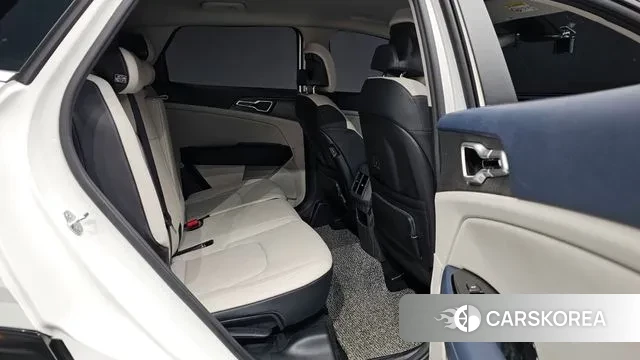 Kia Sportage 5th Generation 2023 Белый из Кореи, фото 2