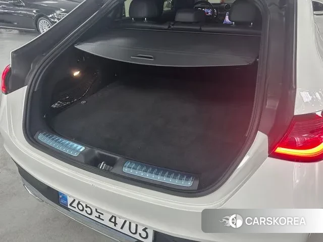 Mercedes-Benz GLC-Class X254 2024 Белый из Кореи, фото 2