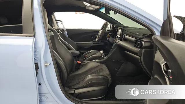 Hyundai Veloster (JS) 2019 Светло-серебряный цвет из Кореи, фото 2