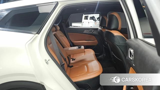 Kia Sportage 5th Generation 2022 Белый из Кореи, фото 2