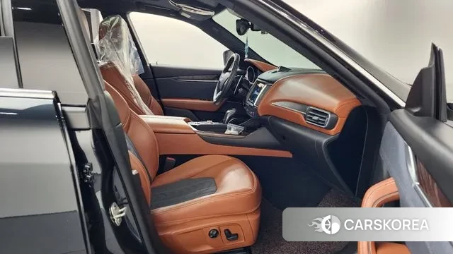 Maserati Levante 2019 Белый из Кореи, фото 2