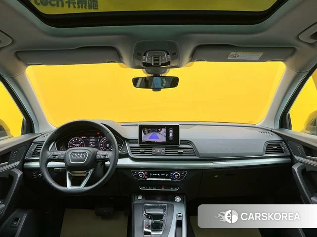 Audi Q5L 2021 Черный из Китая, фото 2