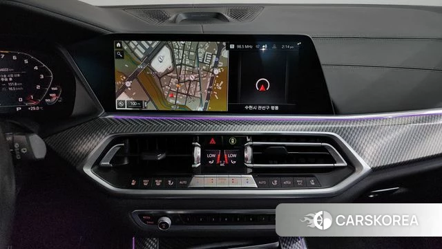 BMW X5M (G05) 2020 Черный из Кореи, фото 2