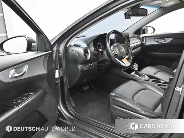 Kia The New K3 2nd generation 2021 Серый из Кореи, фото 2
