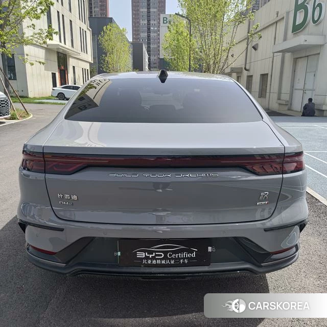 BYD Han DM 2025 Темно-серый из Китая, фото 2