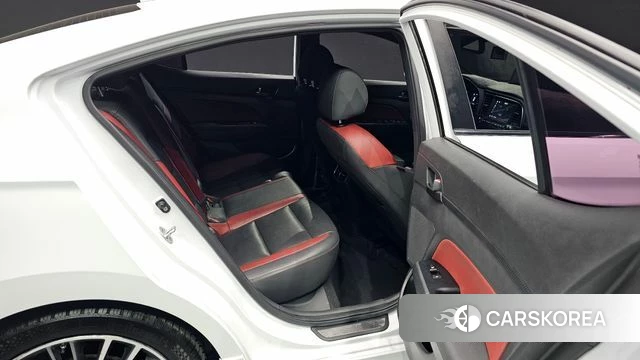 Hyundai Avante AD 2018 Белый из Кореи, фото 2