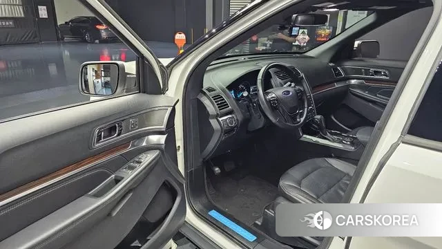 Ford Explorer 2019 Белый из Кореи, фото 2