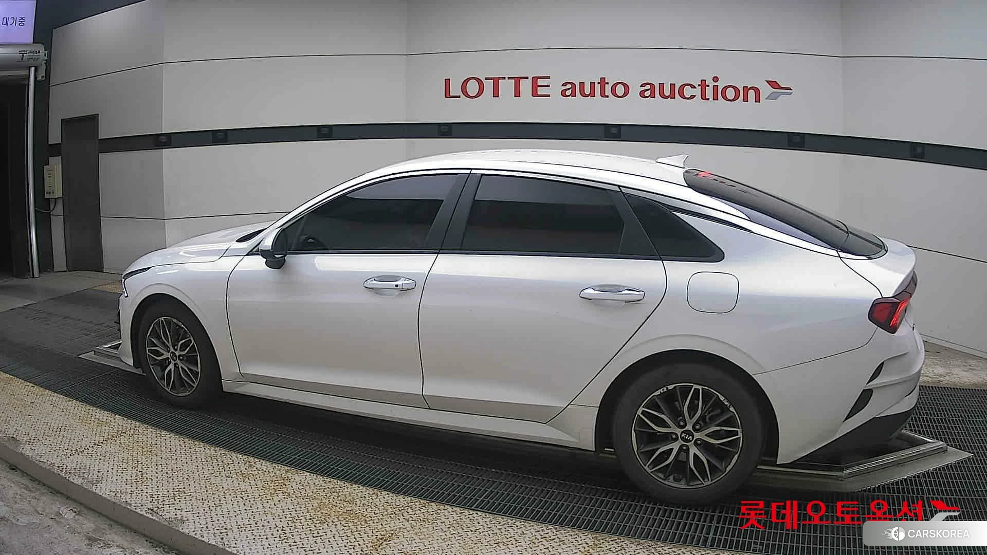 Kia K5 2020 Snow White Pearl (optional) из Кореи, фото 2