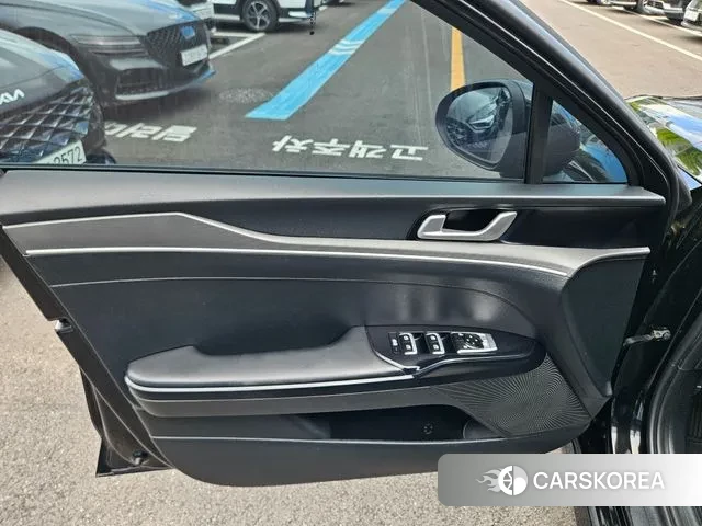 Kia K5 3rd generation 2022 Черный из Кореи, фото 2