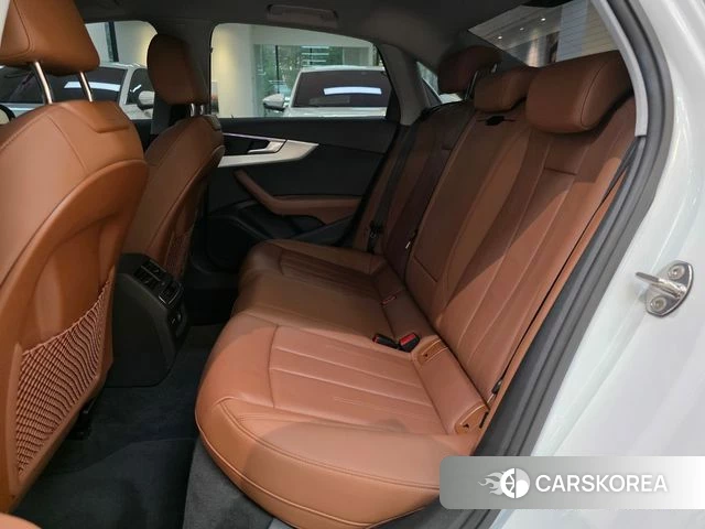 Audi A4 (B9) 2023 Белый из Кореи, фото 2