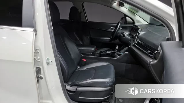 Kia Sportage 5th Generation 2022 Белый из Кореи, фото 2