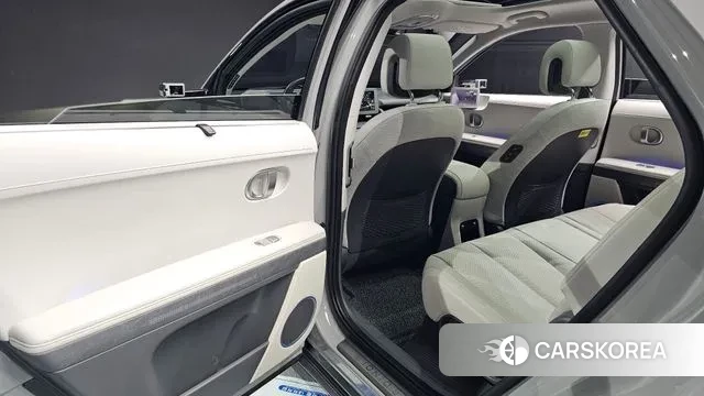 Hyundai Ionic 5 2021 Серебристо-серый из Кореи, фото 2