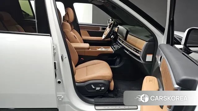 Hyundai Santa Fe (MX5) 2024 Белый из Кореи, фото 2