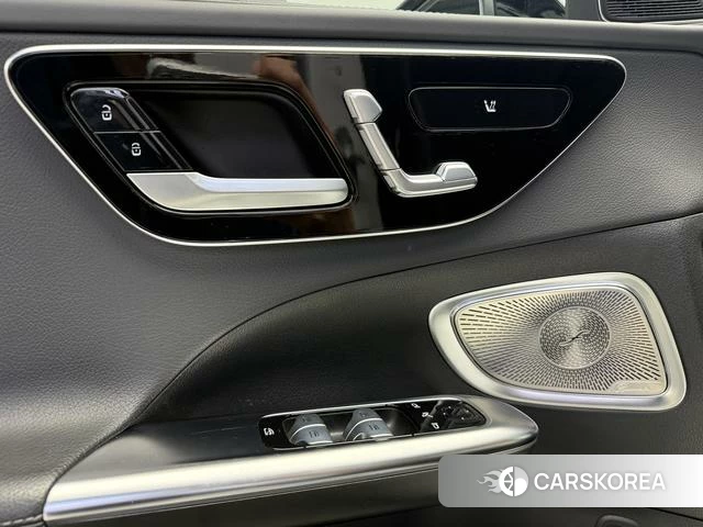 Mercedes-Benz Class C 2023 Белый из Китая, фото 2