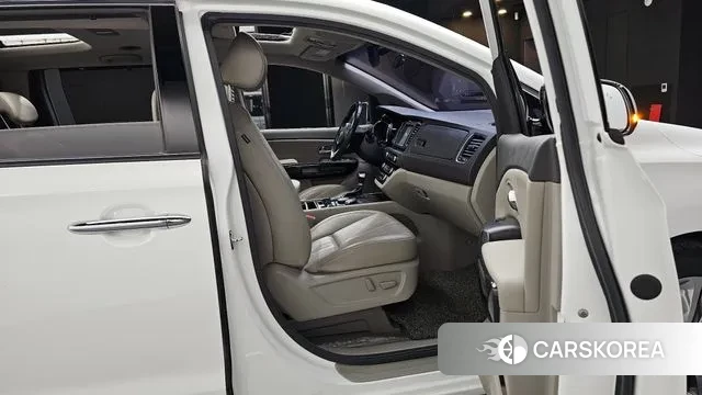 Kia All New Carnival 2018 Белый из Кореи, фото 2