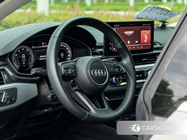 Audi A5 2023 Белый из Китая, фото 2