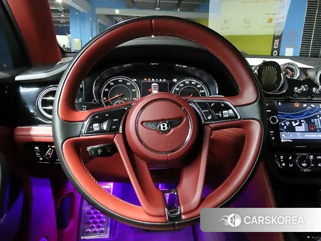 Bentley Bentayga 2018 Белый из Кореи, фото 2