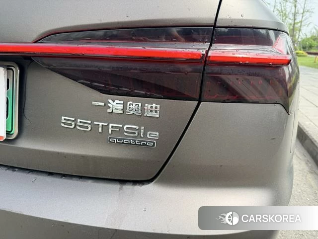 Audi A6L PHEV 2022 Черный из Китая, фото 2