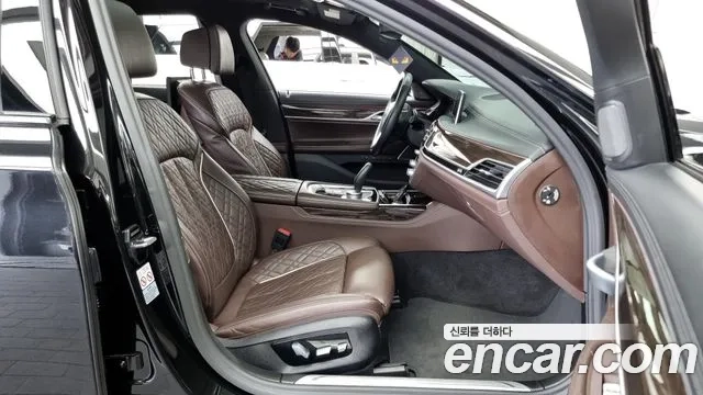 BMW 7 Series (G11) 2020 Черный из Кореи, фото 2