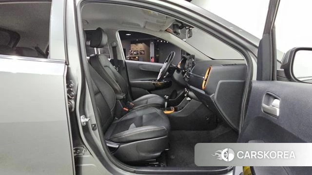 Kia Morning Urban (JA) 2023 Серебристо-серый из Кореи, фото 2