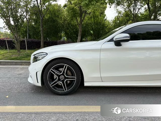 Mercedes-Benz Class C (imported) 2021 Белый из Китая, фото 2