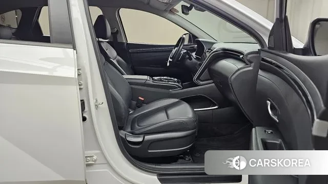 Hyundai Tucson (NX4) 2021 Белый из Кореи, фото 2