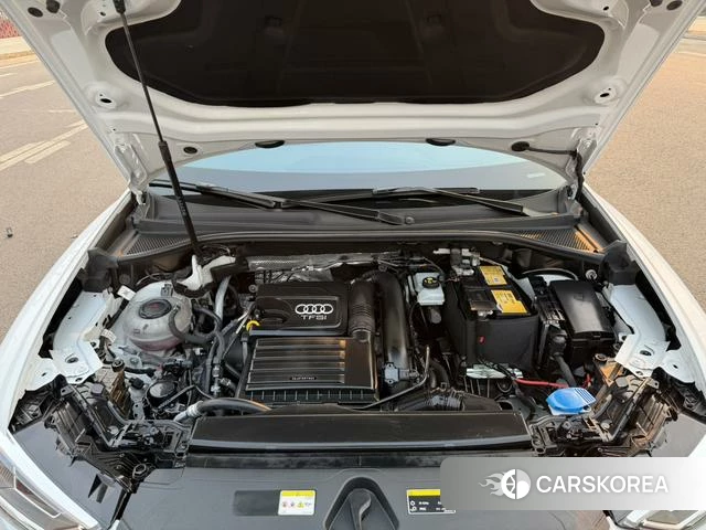 Audi Q3 2023 Белый из Китая, фото 2