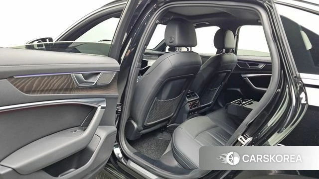 Audi A6 (C8) 2022 Черный из Кореи, фото 2