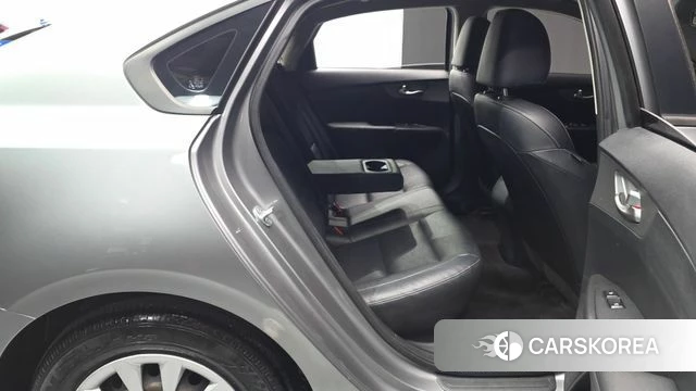 Kia Come New K3 2021 Серый из Кореи, фото 2