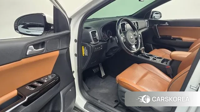 Kia Sportage 4th Generation 2018 Белый из Кореи, фото 2