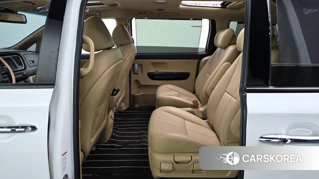 Kia The New Carnival 2018 Белый из Кореи, фото 2