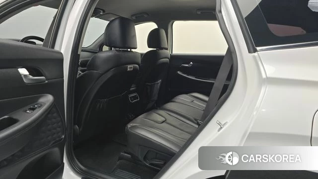 Hyundai The New Santa Fe 2021 Белый из Кореи, фото 2