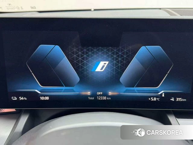 BMW i5 2025 Красный из Китая, фото 2