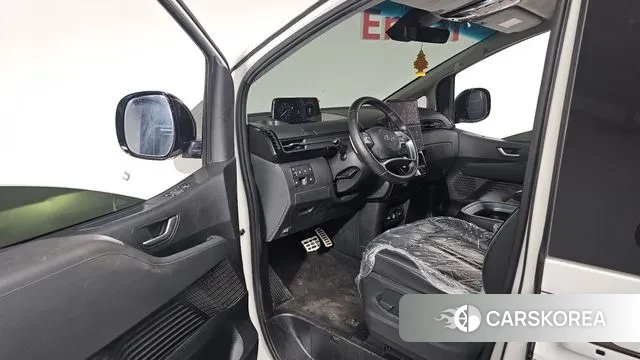 Hyundai Staria 2021 Белый из Кореи, фото 2