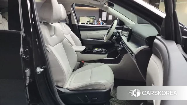 Hyundai The New Tucson (NX4) 2024 Черный из Кореи, фото 2