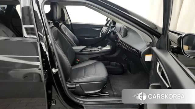 Kia EV6 2021 Черный из Кореи, фото 2