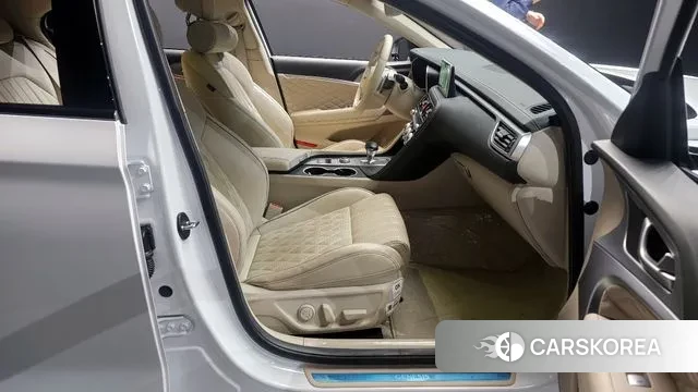 Genesis The New G70 2022 Белый из Кореи, фото 2