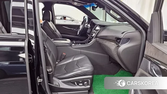 Cadillac Escalade 2020 Черный из Кореи, фото 2