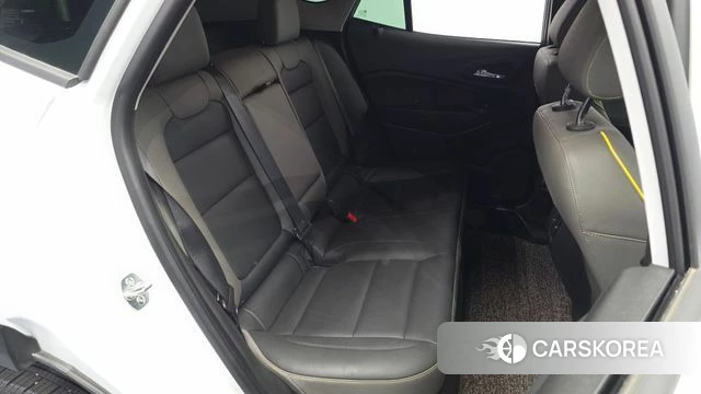 Chevrolet (GM Daewoo) Trax Crossover 2023 Белый из Кореи, фото 2