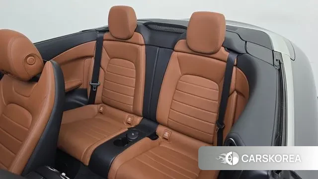 Mercedes-Benz C-Class W205 2019 Черный из Кореи, фото 2