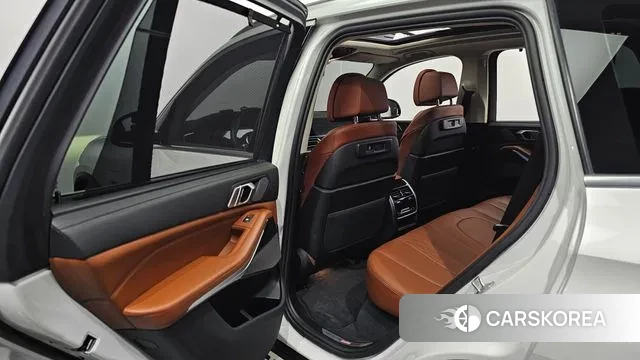 BMW X5 (G05) 2022 Белый из Кореи, фото 2