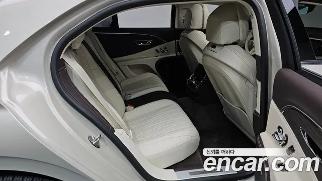 Bentley Flying Spur 3rd Generation 2024 Жемчужный цвет из Кореи, фото 2