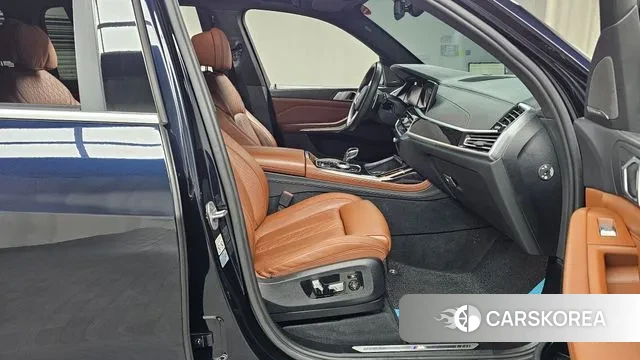 BMW X7 (G07) 2020 Черный из Кореи, фото 2