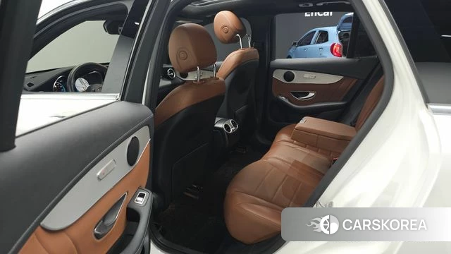 Mercedes-Benz GLC-Class X253 2021 Белый из Кореи, фото 2